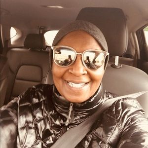 Meet your Posher, Diane